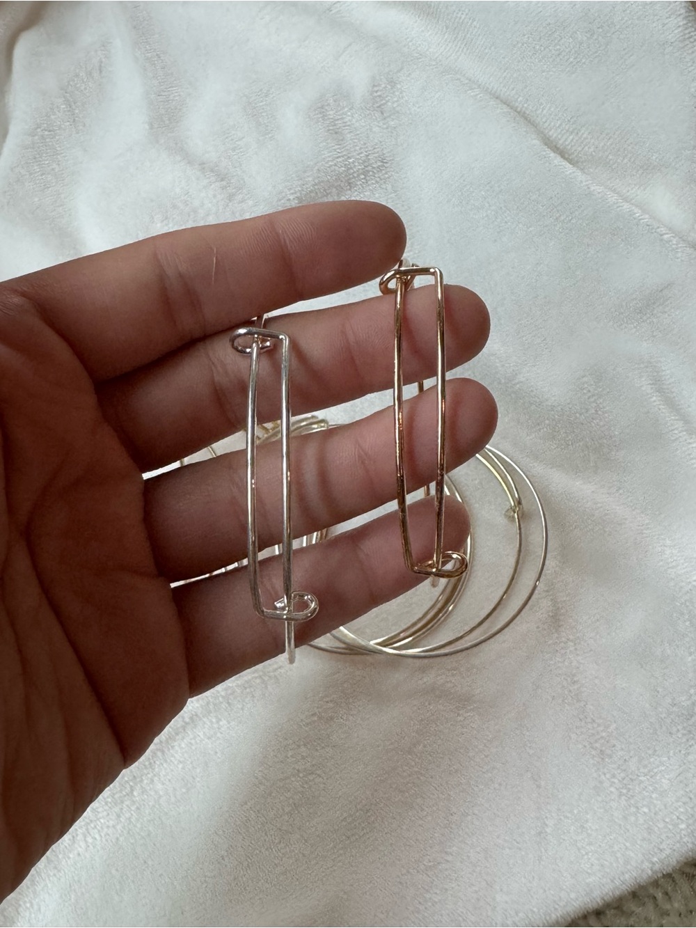 12 Bangle Bracelets without Charms - 5 Silver & 7 Gold - Picture 2 of 3